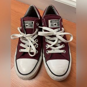 BURGUNDY CONVERSE ALL STAR Classic LO Top Canvas Chuck Taylor Women’s